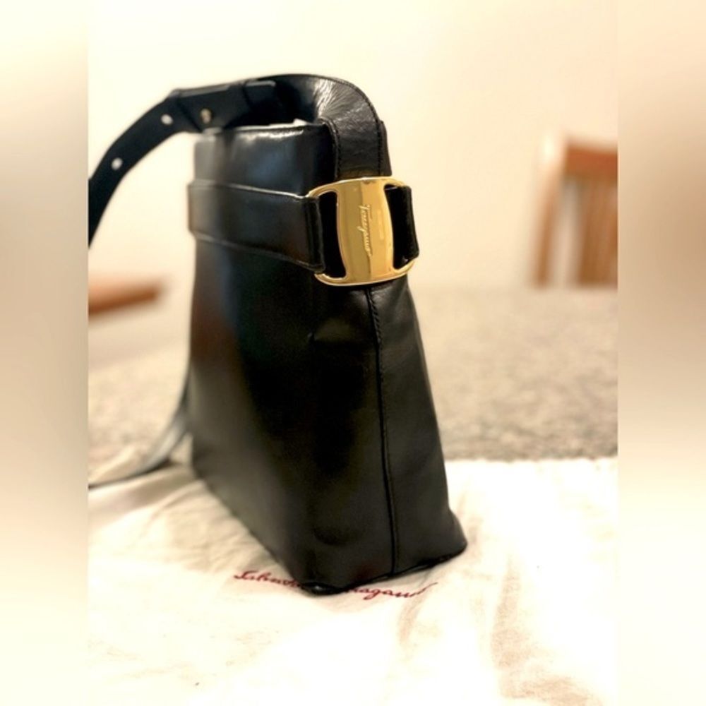 Salvatore Ferragamo AF-21 8726 Black Leather Shoulder Bag/Purse & Dust bag - Picture 6 of 11